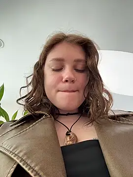 lucy-joy's sex show image