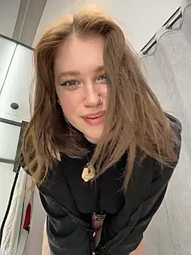 lucy-joy's sex show image