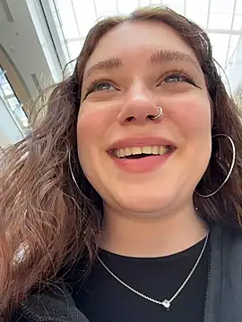 lucy-joy's sex show image