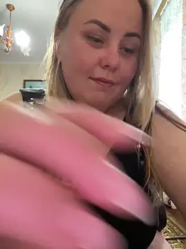 Изображение секс-шоу модели Mommy-girl-Lola