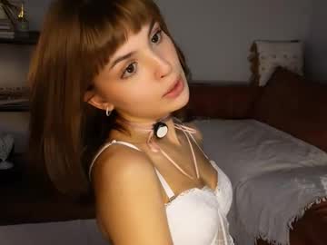 eva_zill_blossom's sex show image