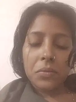 Изображение секс-шоу модели Nilu_XXX