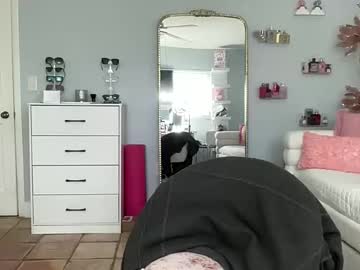 perfecttalldoll's sex show image