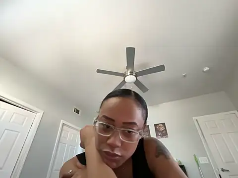 RylReese's sex show image