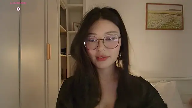 linbaelin's sex show image