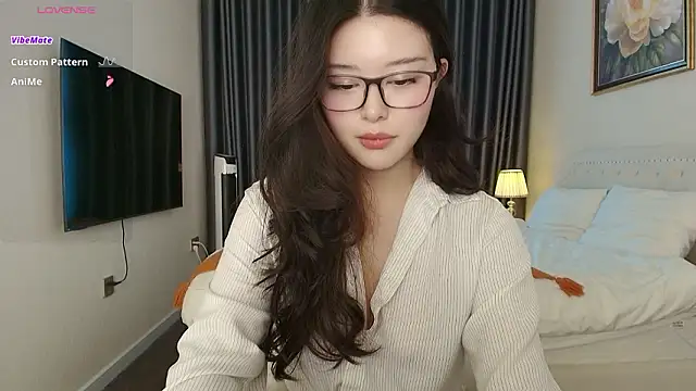 Изображение секс-шоу модели linbaelin