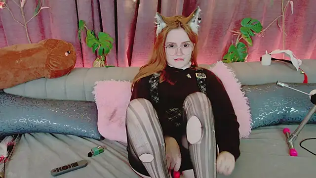 Moxy_Foxy's sex show image