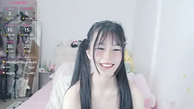 Rabbit1320's sex show image