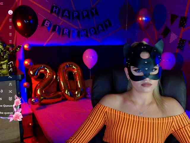 SofiaShy's sex show image
