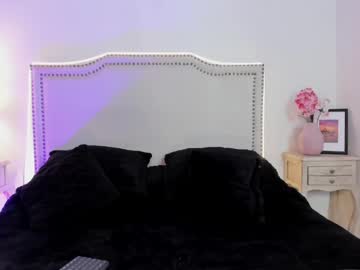 nia_malkova's sex show image