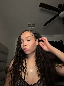 Изображение секс-шоу модели nikkiloveee