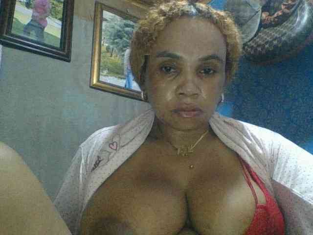 Изображение секс-шоу модели Amanah