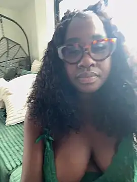 juicesowet's sex show image