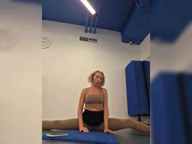 Изображение секс-шоу модели Valeriah Изображение секс-шоу модели Valeriah