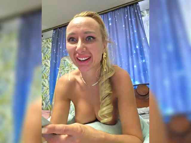 Изображение секс-шоу модели Valeriah Изображение секс-шоу модели Valeriah