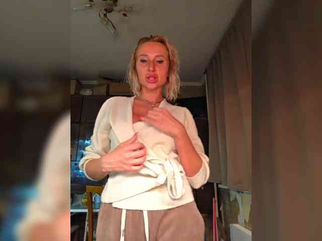 Изображение секс-шоу модели Valeriah Изображение секс-шоу модели Valeriah