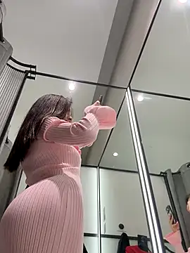 Yesmoree's sex show image