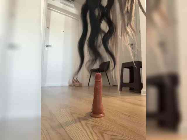 NotBellucci's sex show image