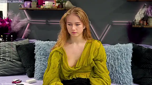 Alexandra_Demore's sex show image