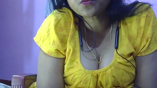 Pooja-suman's sex show image