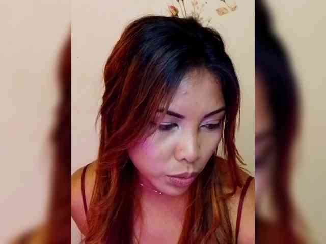 Изображение секс-шоу модели Doudou261