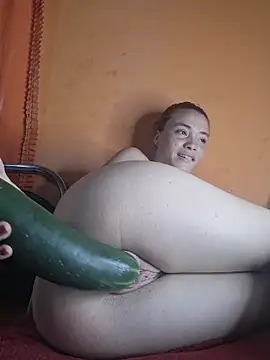 PocaHontas2026's sex show image