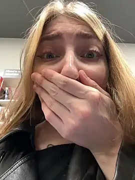 Sunny___Bunny's sex show image