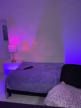 Melhope's sex show image