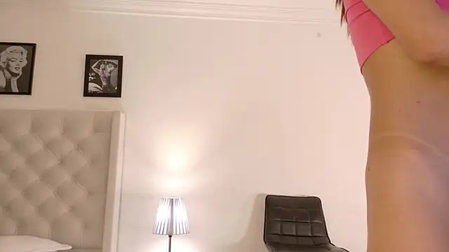 Изображение секс-шоу модели Angely_Sweet