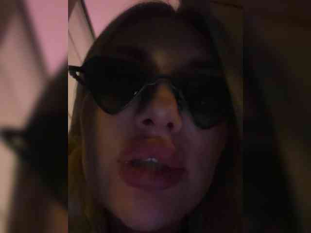 Sexshow-Bild von Tvoyasamka77 Sexshow-Bild von Tvoyasamka77