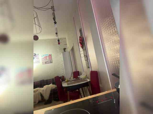 Tvoyasamka77's sex show image