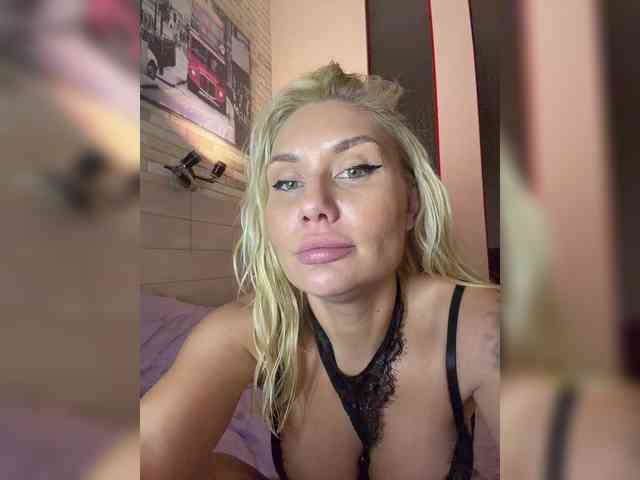 Tvoyasamka77's sex show image