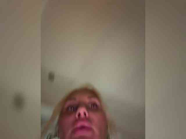 Tvoyasamka77's sex show image