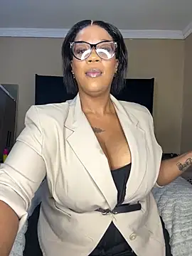 THICKBUNNYCHICKxxx's sex show image