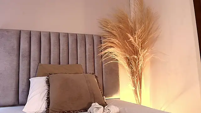 Nina_Cavaali's sex show image