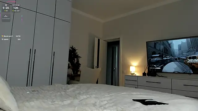 _Miss_Johansson_'s sex show image