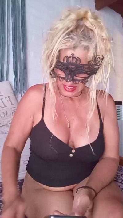 luli70hot's sex show image luli70hot's sex show image