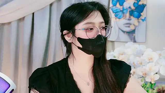 Chan_Chann's sex show image