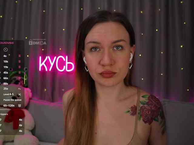 Изображение секс-шоу модели 1-x Изображение секс-шоу модели 1-x