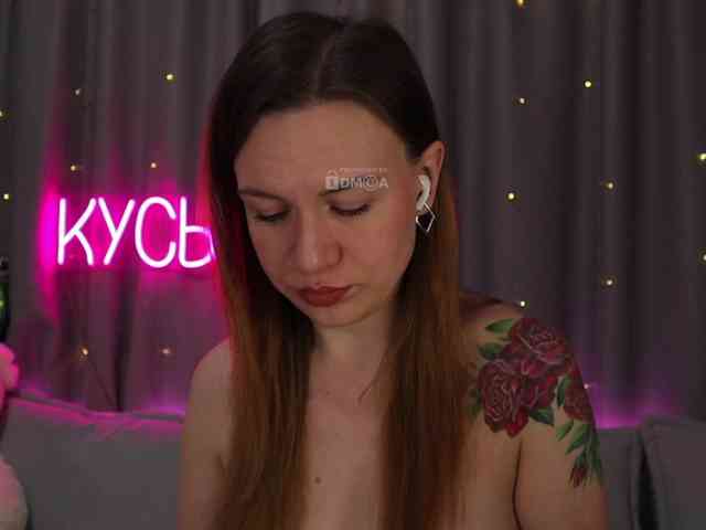 Изображение секс-шоу модели 1-x Изображение секс-шоу модели 1-x