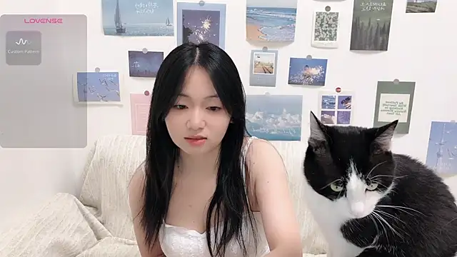 LiLiYbaby's sex show image