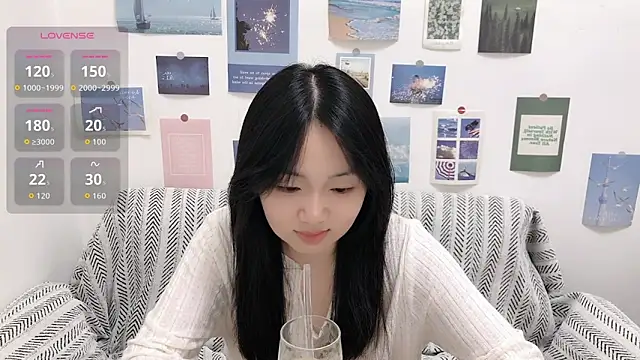 LiLiYbaby's sex show image