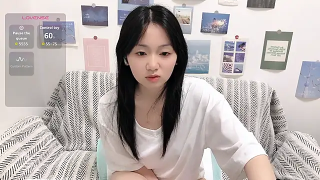 LiLiYbaby's sex show image