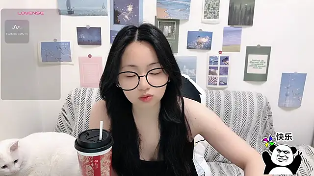 LiLiYbaby's sex show image