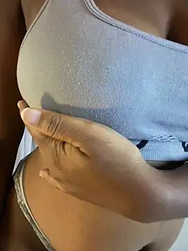 AleezaFrench's sex show image