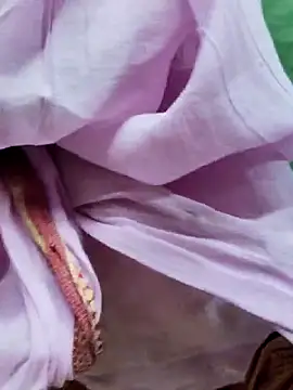 Queen_washna1's sex show image