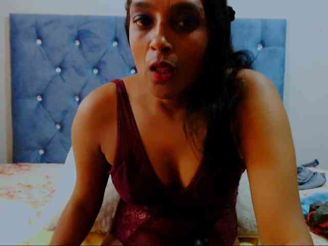 Изображение секс-шоу модели IndianSutraX