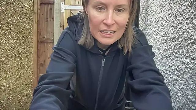 eatmypie69's sex show image