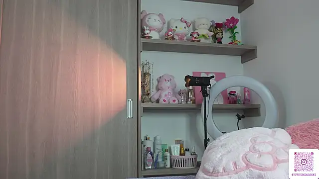 sophi_lii's sex show image