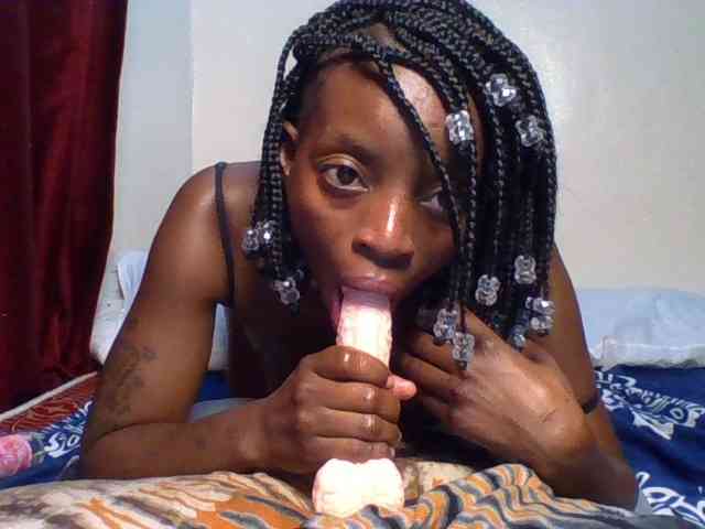 SweetsLolilta's sex show image